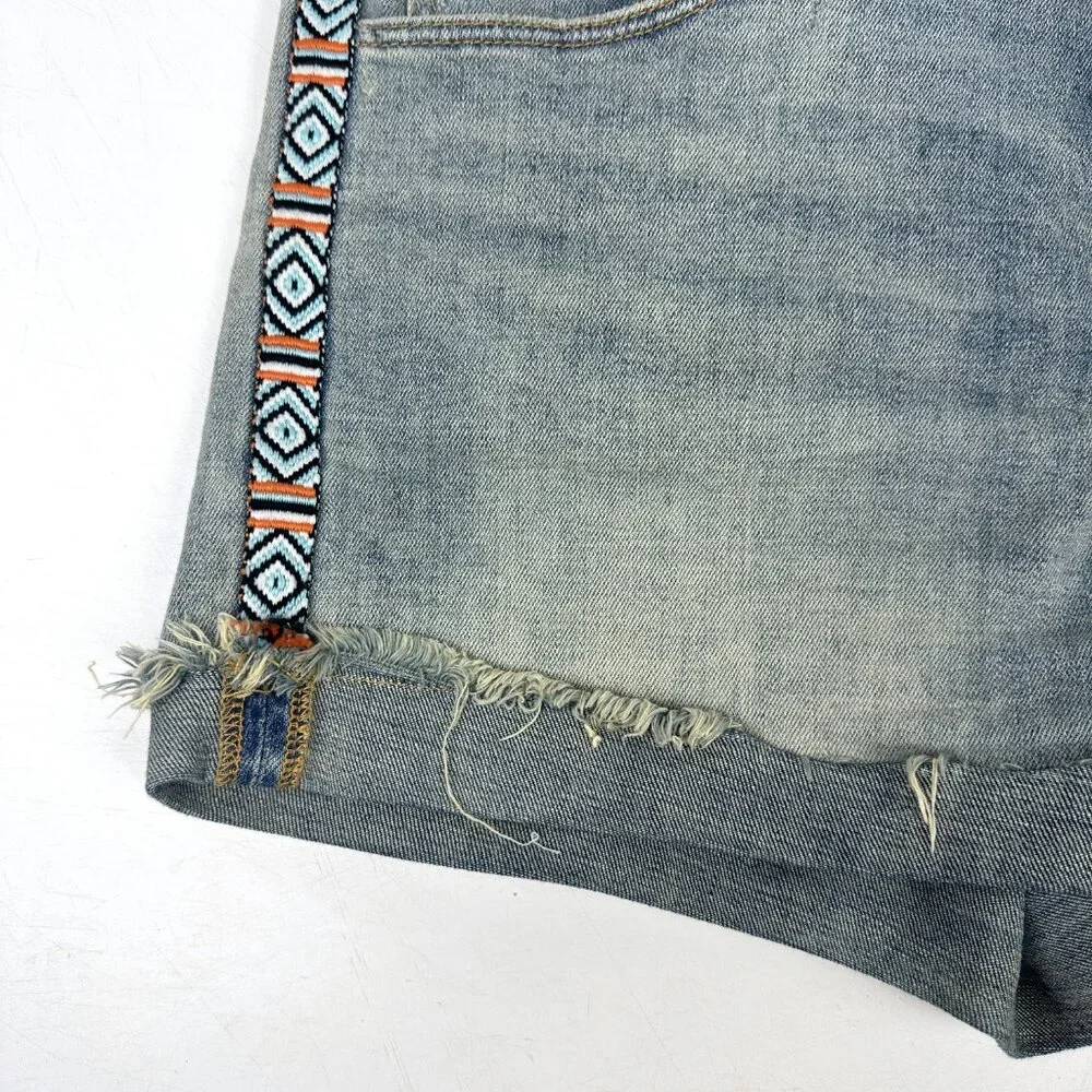 Anthropologie Pilcro Signature High‎ Rise Embroidered Western Denim Short 30 - Picture 5 of 13